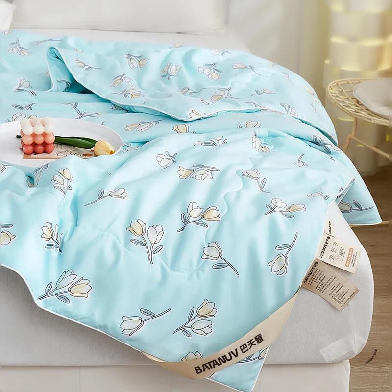 Batinnu All-Season Milk Protein Fiber Quilt