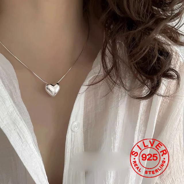 

Silver color Heart Choker Necklace For Women Smiple Geometric Fine Jewelry Wedding Party Birthday Gift 40cm