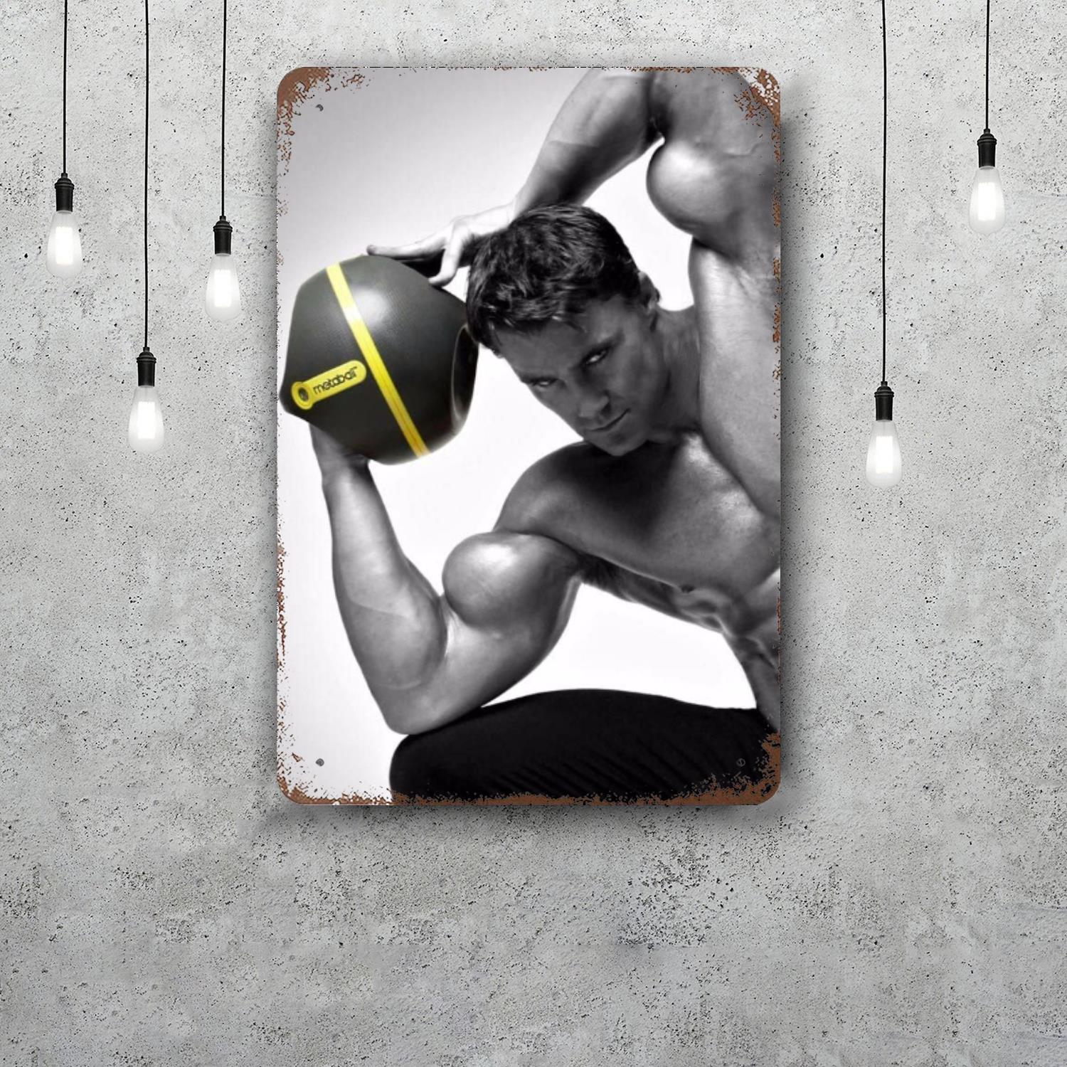 

NewBrightBase Greg Plitt Decor Vintage Metal Signs Tin Signs Captain Poster Decor for Bar Pub Club Man Cave Wall Decoration 20x30cm（7.8x11.8inch）
