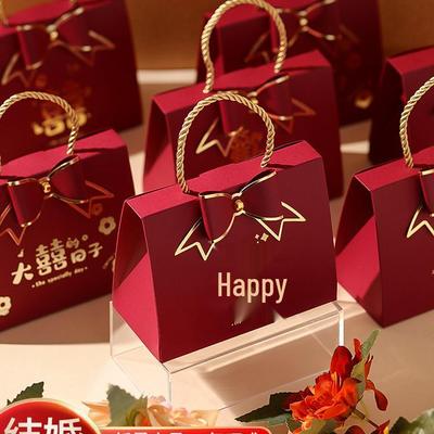 Confezionare regali – Scatole regalo