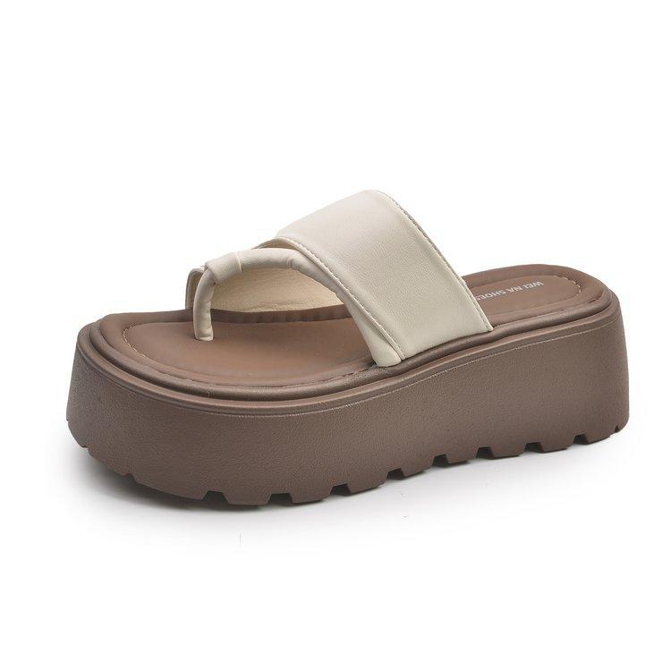 Thick-soled Beach Flip-flops Shoes, Outer Wear Women's Shoes, New Soft-soled Design Sandals In Summer 2025