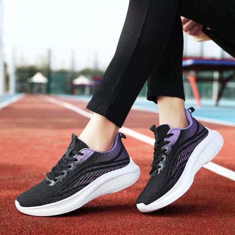 Women‘s Shoes Spring Summer Anti-Slip Soft-Sole Wear-Resistant Mesh Breathable Casual Shoes Versatile Ultra-Light Running Shoes.