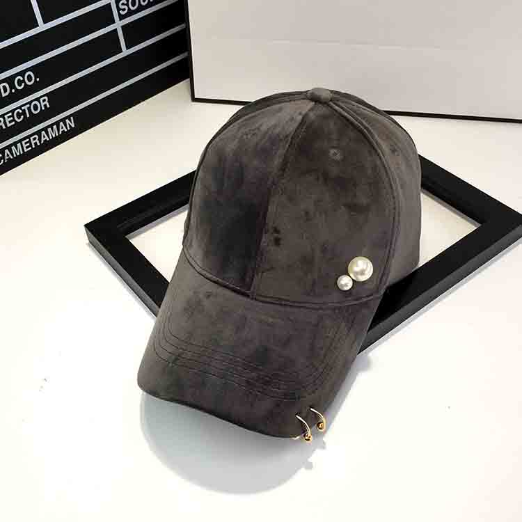 

Autumn Winter Baseball Cap Women Velvet Golden ring Beads Hat Fashion Headwear Accessories 56-58cm сірий колір