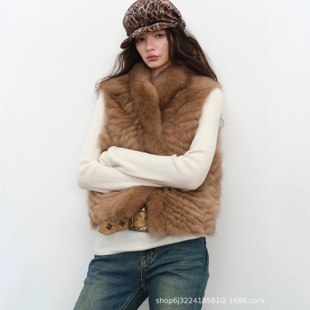 Clear mountains and late snow, imported fox fur vest, two-color fixed-dyed fur vest jacket for women