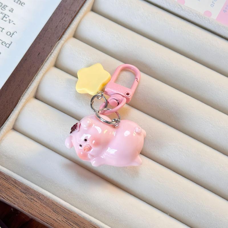 Cartoon Cute Star-shaped Little Pig Keychain Pendant For School Bags As Creative Gifts