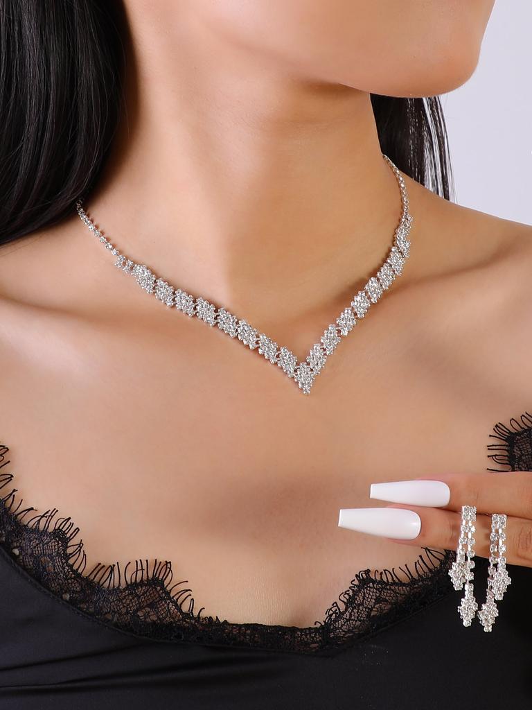 3 pieces of women's European and American trendy claw chain series with rhinestone earrings, necklace, jewelry set, banquet and