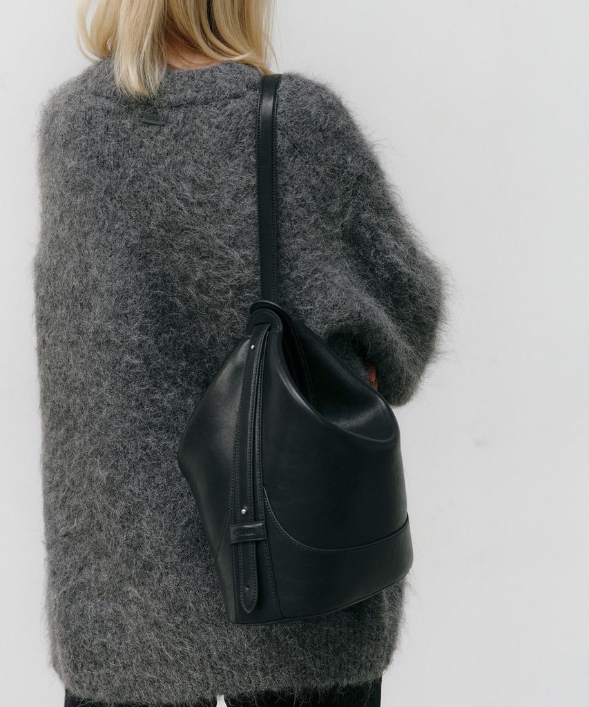 Ostkaka Orbit Bucket Shoulder Black