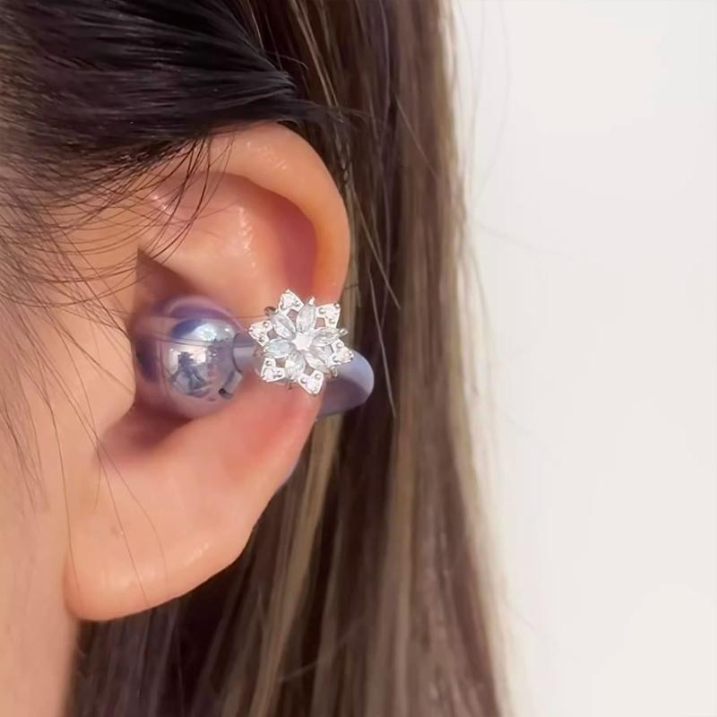 Romantische Frostige Blumen Drehbarer Anhänger DIY Kopfhörer Dekoration Kostenloser Clip Stabile Klebefläche Premium Material Elegante Ästhetik
