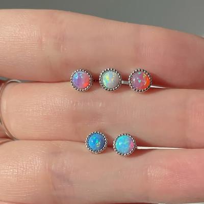 Dames Elegante Moeder van Parel Piercing Binnenste Schelp Oorbellen 5-delige Set