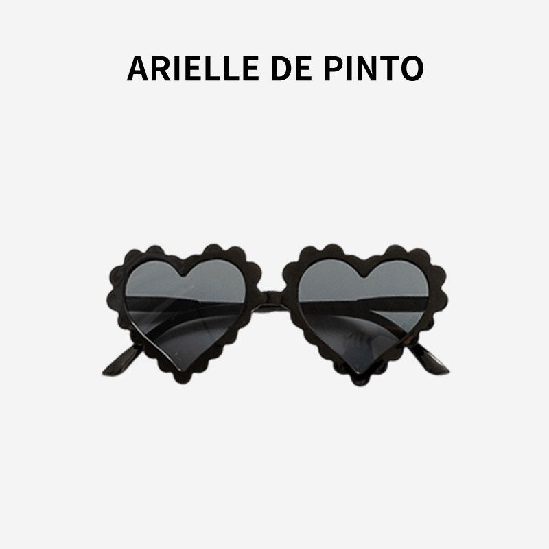 French Arielle De Pinto Kidsren s Sunglasses, Summer Versatile Heart-Shaped Anti-Uv Glasses for Boys and Girls Black (Grey Lens)