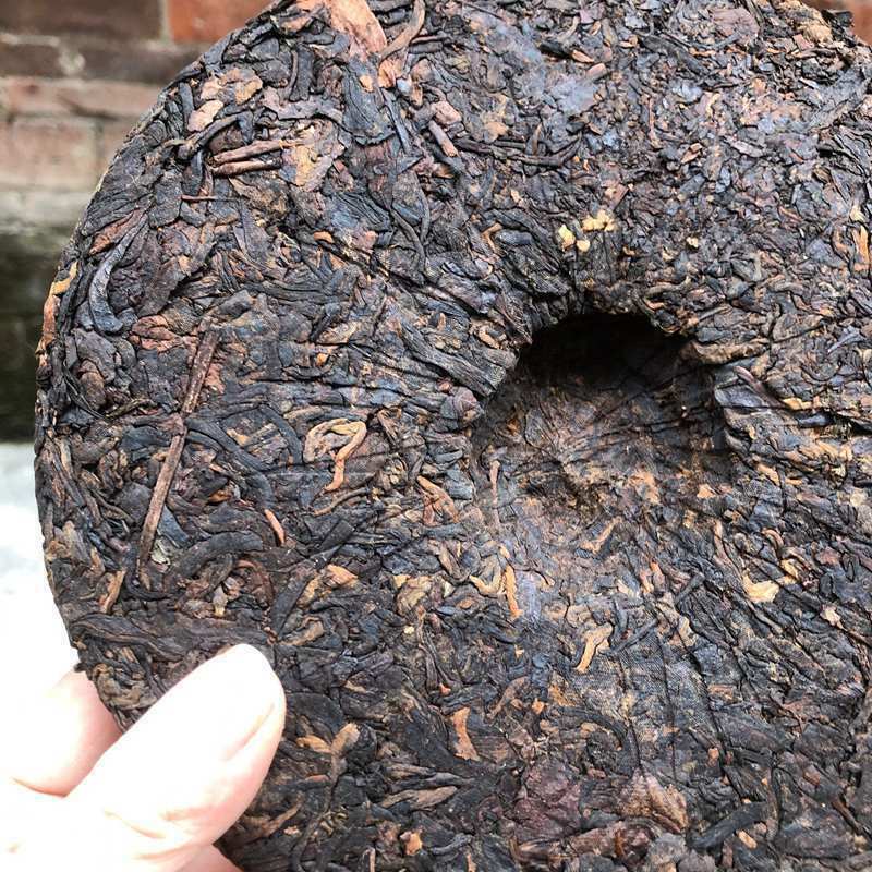 1998 Tong Chang Huang Ji Yuan Cha Zralý čaj Puer Čínský Yunnan Pu Erh 357g
