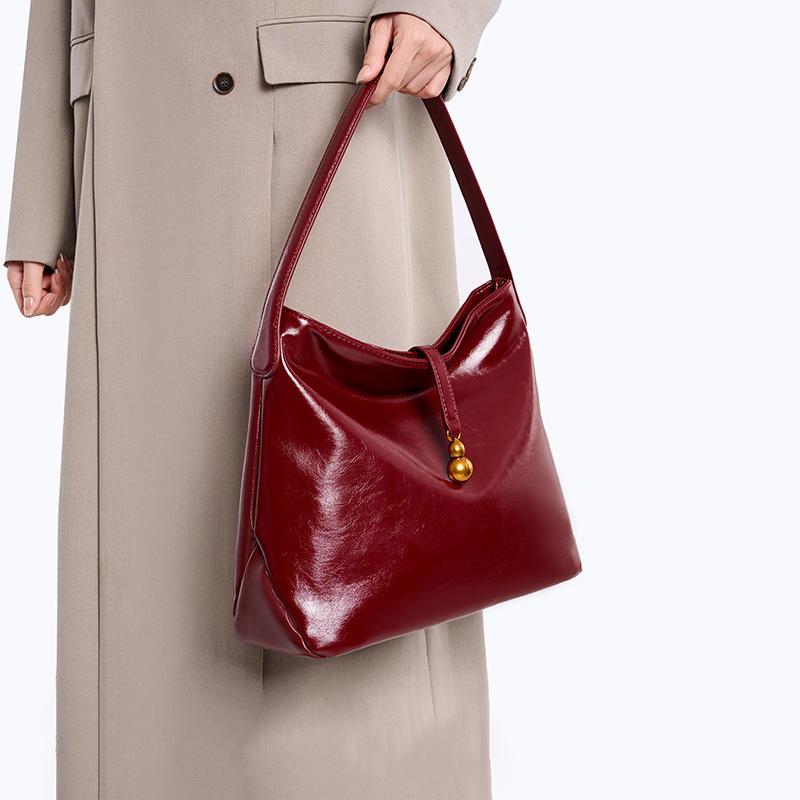 Large-capacity Tote Bag - Stylish and Simple Crossbody Backpack for Daily Commuting, Single-shoulder Bag