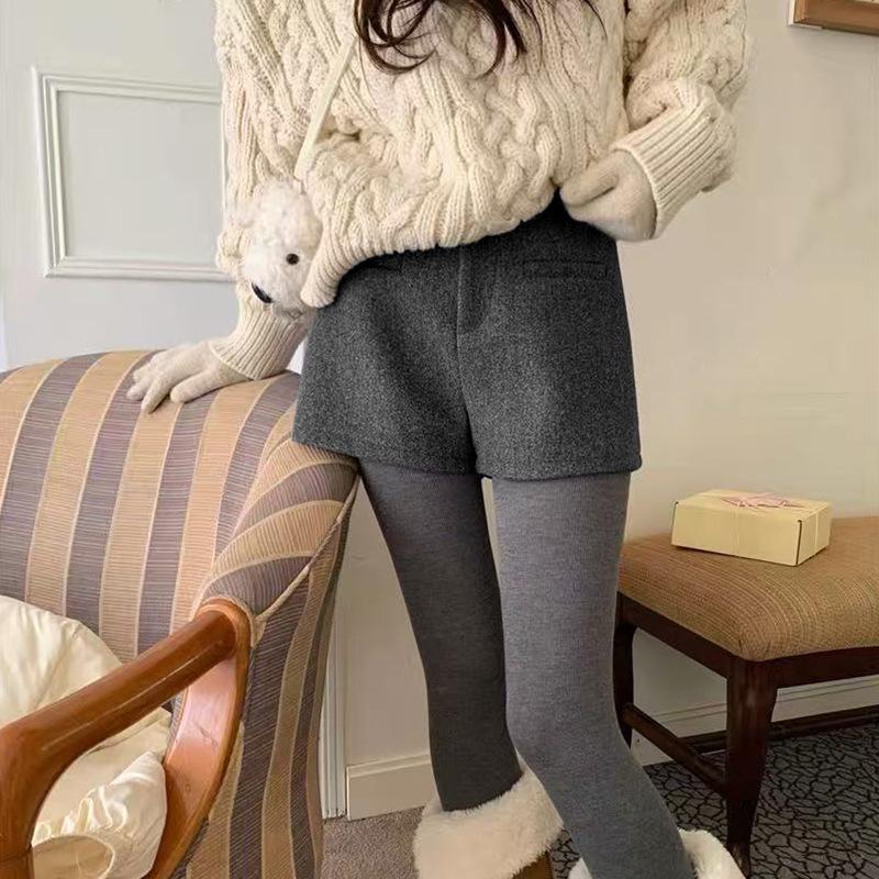 

Women s Black High-Waist Slimming A-Line Wool Shorts - Spicy Style, Bootcut, Wide-Leg for Autumn/Winter 2025 Medium темно-серого