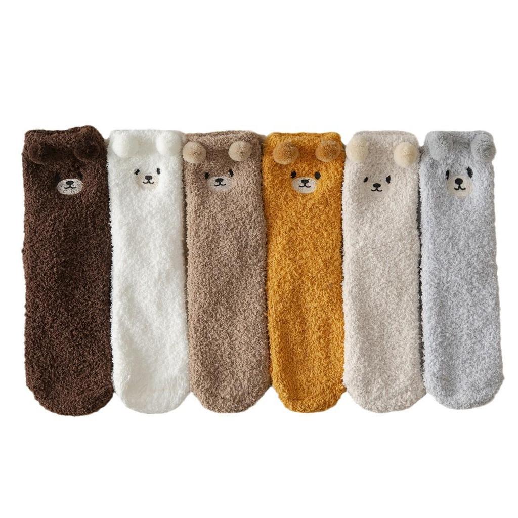 No-Shed Coral Fleece Socks for Women & Girls: Cute Bear Design, Thick Fleece, Mid-Calf, Perfect for Autumn/Winter Sleep.