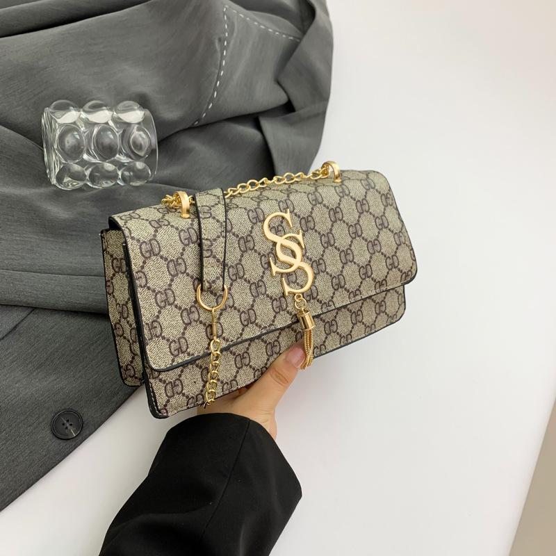 

Fashion casual messenger bag 2024 summer new niche casual small square bag simple fashion large capacity shoulder bag