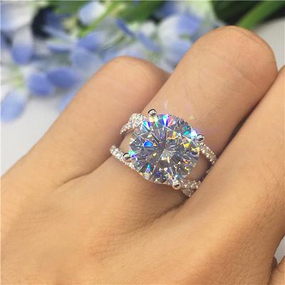 New Arrival Exquisite 4 Claws White Zircon Ring For Women Engagement Wedding Rings Wholesale