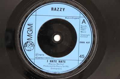7inch Record RAZZY  I Hate Hate  Singing Other People 2006437 MGM RECORDS 1974 UK SoulFunk Used
