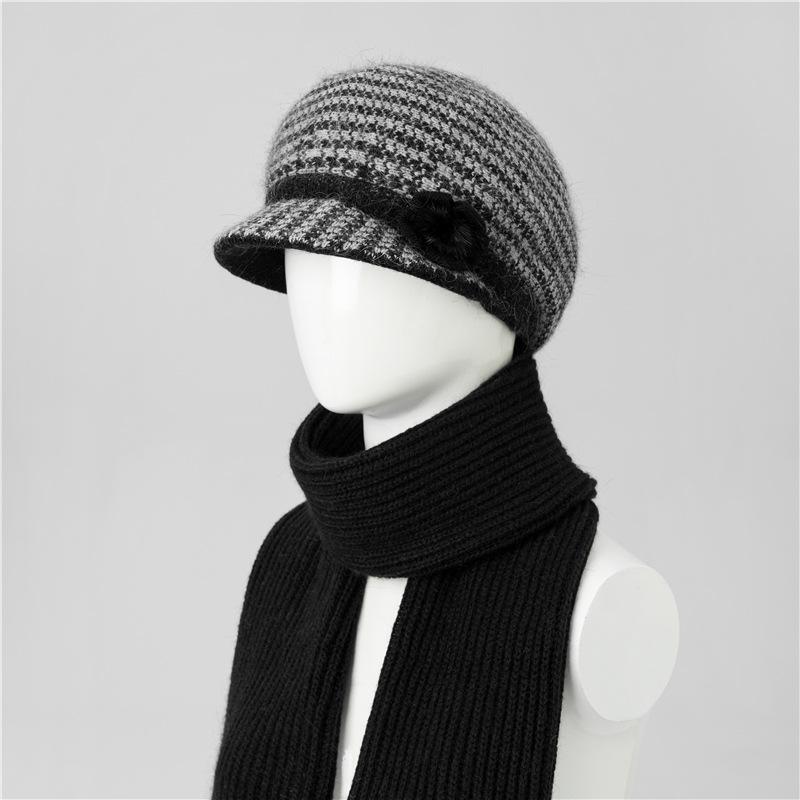 Autumn and winter hats Women's knitted hats Fleece warm wool hats Cold-proof cotton hats