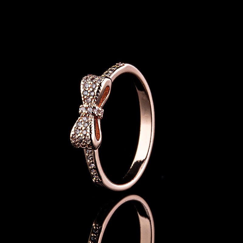 

Темпераментное женское кольцо с бантом и бриллиантами, ювелирное изделие класса люкс No. 10