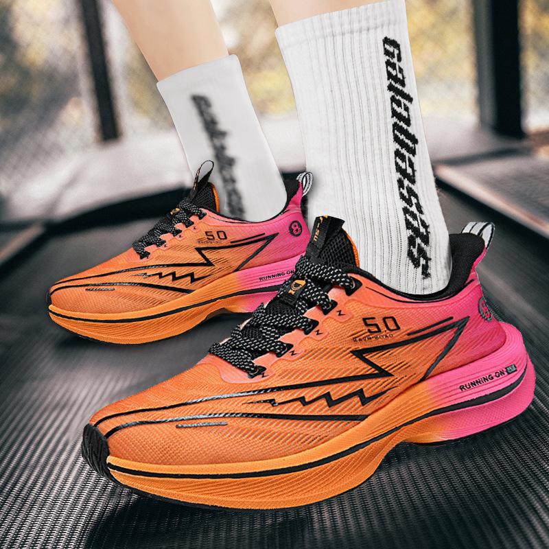 New Popcorn Mesh Breathable Couple Running Shoes Sports Shoes Autumn Racing Running Shoes 2025 Board Shoes Carbon
