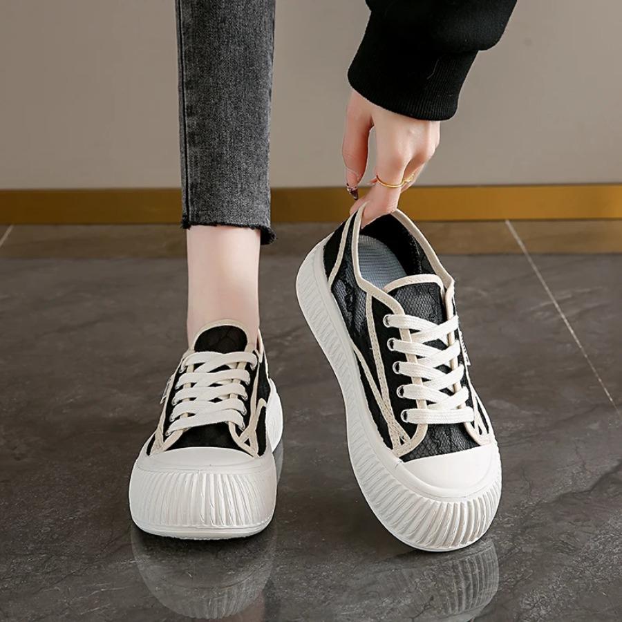 2025 Summer New Single Mesh Hollow Mesh Casual Trendy Fashion White Shoes Thick Soled Comfortable Women's Shoes shoes for women