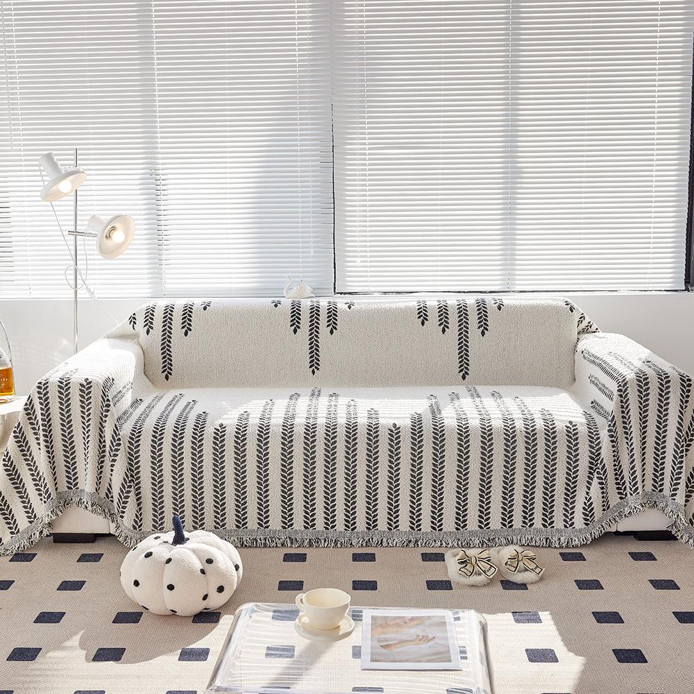 Чехол для дивана из полубархата в скандинавском стиле на все времена года — фото 4