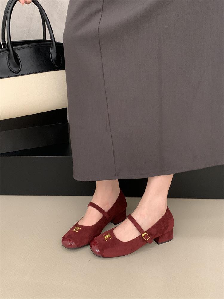 French Evening Breeze Temperament Light Mouth Single Shoes Women's Middle Heel 2025 Spring and Autumn New Gentle Fairy Commuting Thick Heel Mary Jane