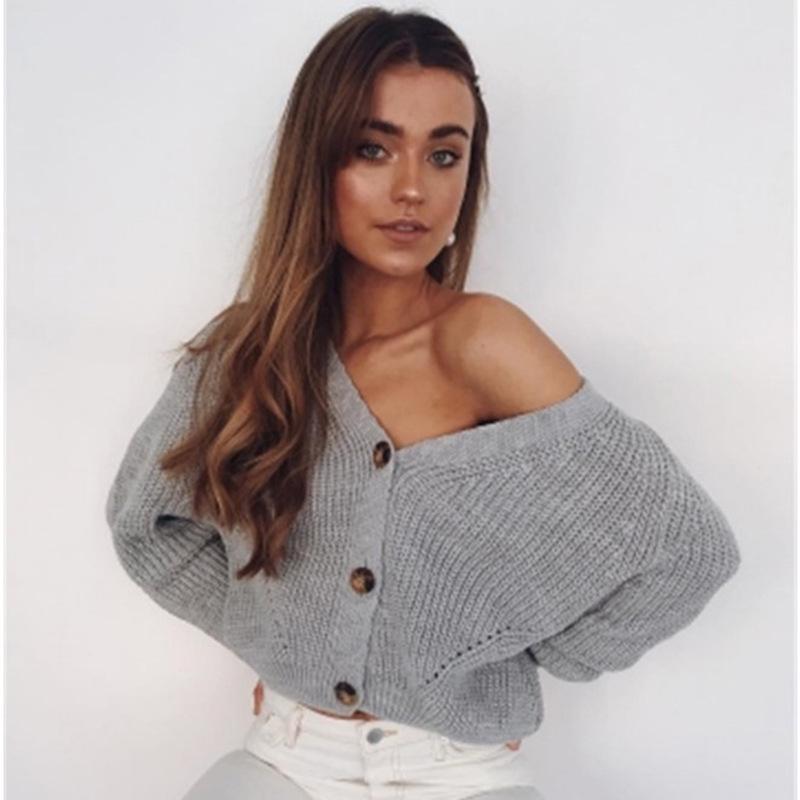 2026 Women's Solid Color Buttoned V-Neck Knit Cardigan Sweater for Autumn and Winter
