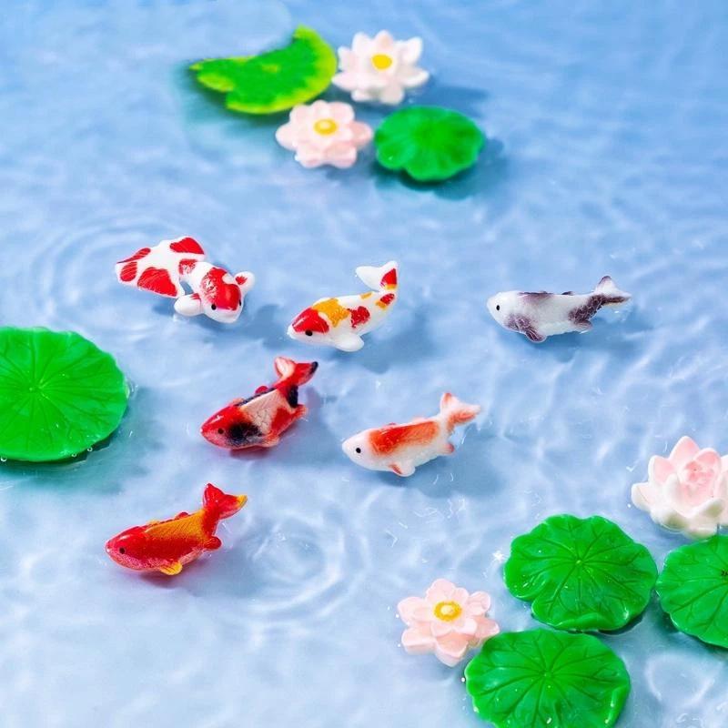 Mini-Harz-Koi-Fisch-Figuren Lebendige Mehrfarbige Lotus-Ornamente Korrosionsbeständig für Aquarium-Fischbecken Bonsai-Landschaftsgestaltung Dekor