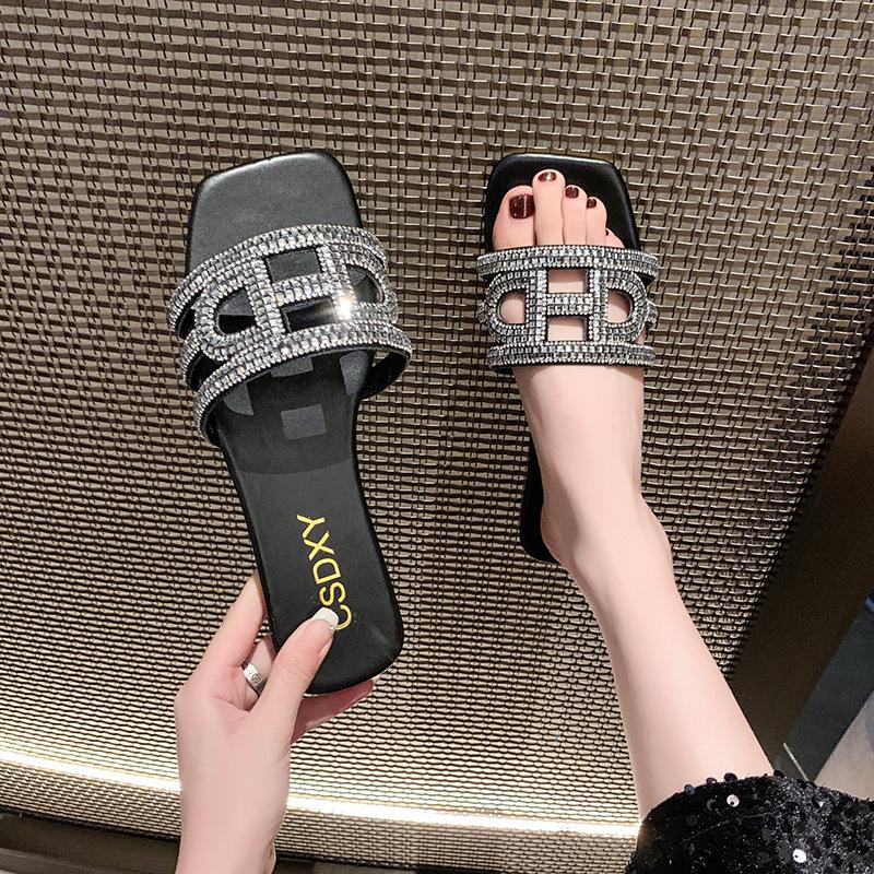 Foreign trade large size women's shoes 2024 summer outer wear slippers fashion rhinestone one-word drag beach cool slippers slippers