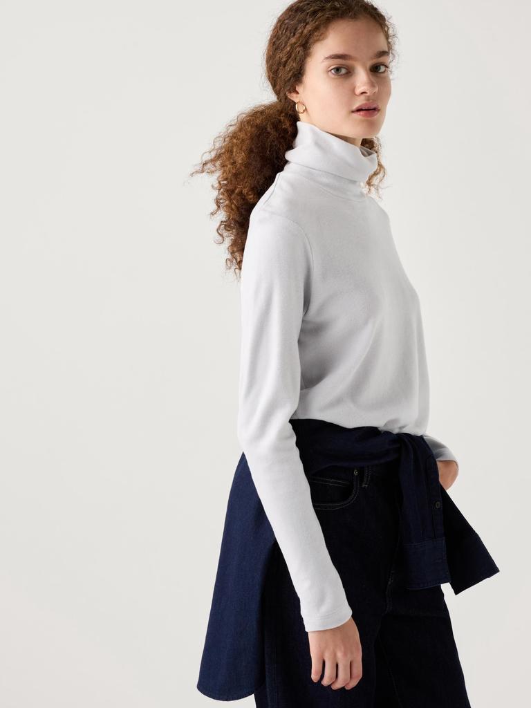 Uniqlo Japan HeaTTech Free TurTleneck T Long Sleeve