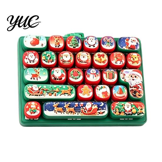 Sensory Fidget Tools for Boredom Christmas 26 Keys Keyboard Toy Keychain, Click Keyboard, Portable Stress Relief Toys Adults Toy, Stocking Stuffer