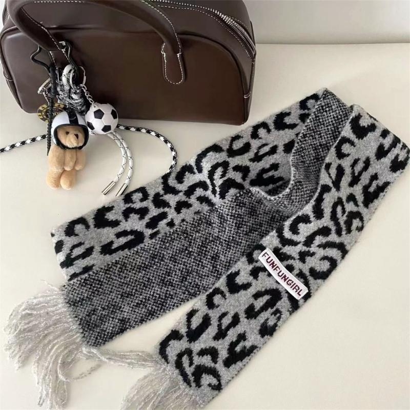 Vintage Leopards Print Tassels Scarf Soft Acrylic Neckerchief Warm Fashion Scarves for Women Warm Accessory
