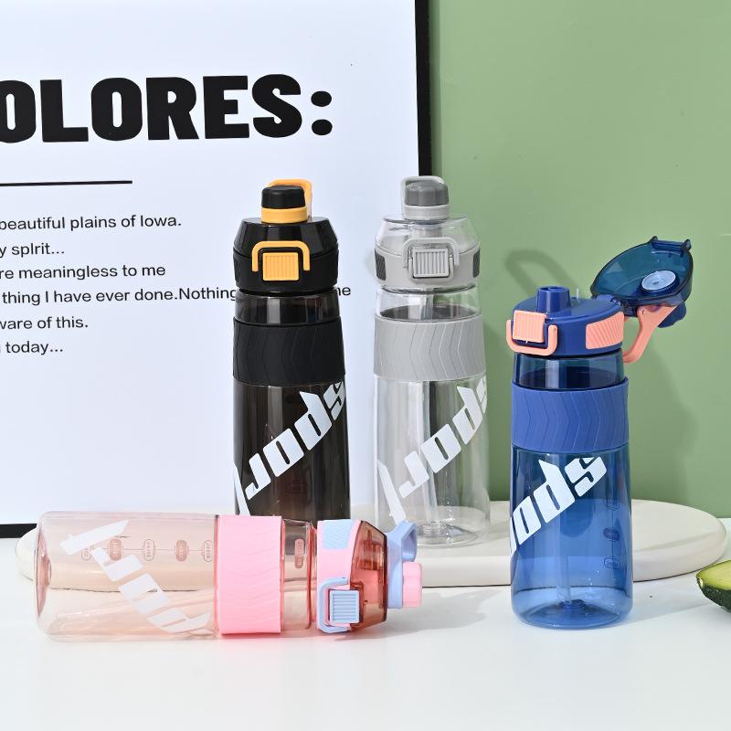 Dobře vypadající letní sportovní pohár One-Click Bounce Cover PC Plastový Sippy Cup Přenosná sportovní láhev Venkovní sportovní láhev