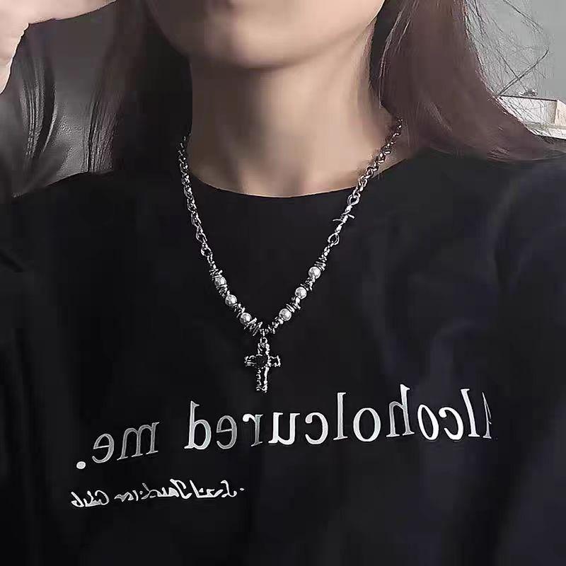 New pearl shaped stone splicing cross necklace versatile personality niche design sense collarbone chain men and women hip hop