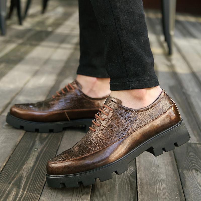 Fashion New Luxury Brand Mens Casual Shoes Italian Leather Thick Soled Business Formal Shoes Fashion Adult Elegant Male Oxford Shoes