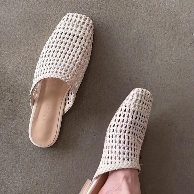 Sheepskin version of the new woven hollow bag head half slippers women's summer wear flat bottom square head fashion lazy cool slippers