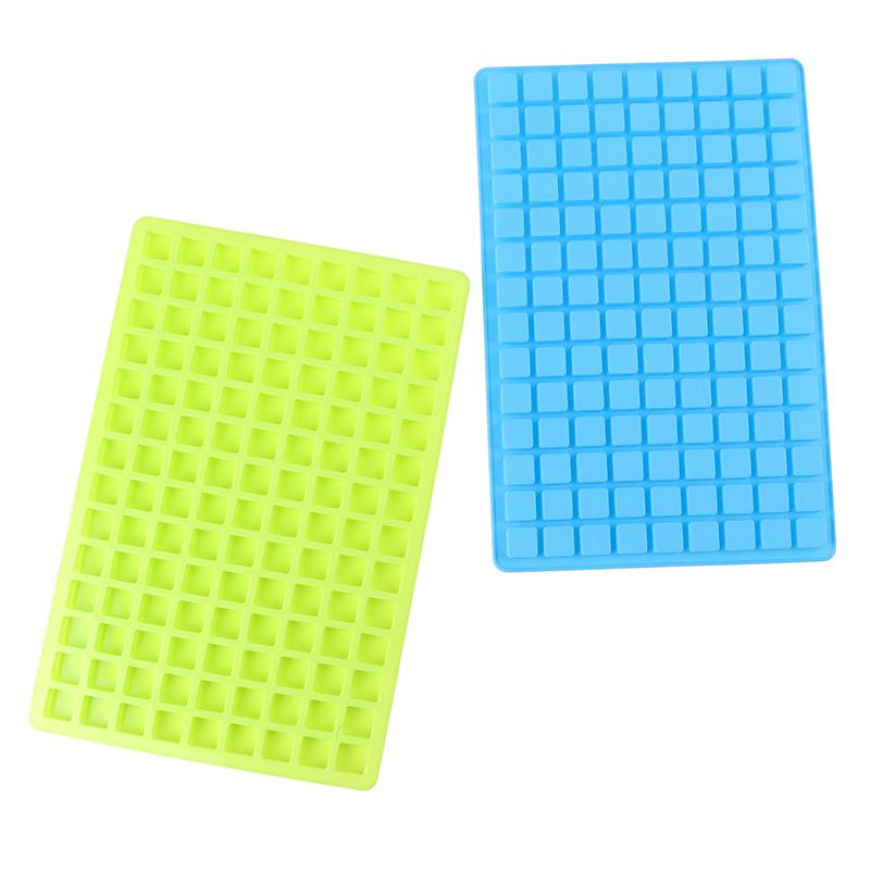 126-Kammer-Quadrat-Silikonform DIY Hausgemachte Mini-Süßigkeiten Schokolade Gummibärchen Eiswürfel Gelee Backformen Kuchen Dekorationswerkzeuge