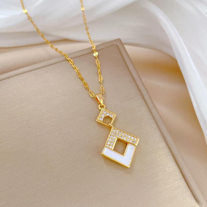 

Micro-Inlaid Necklace Earrings Set Light Luxury Square Dripping Oil Personality Temperament Banquet Earrings Necklace Combination
