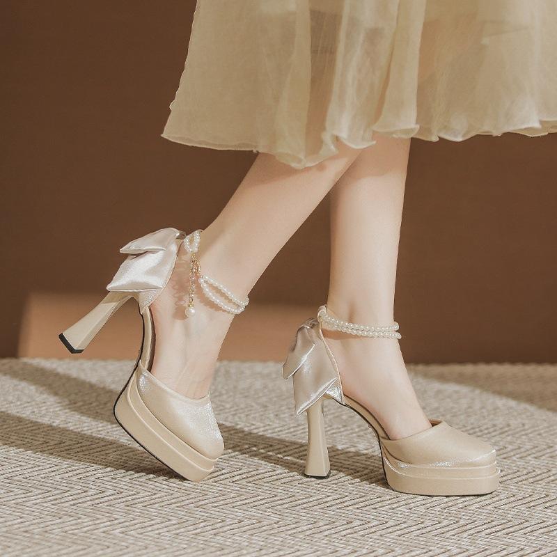 Κοίλα αδιάβροχα τραπέζι ψηλοτάκουνα χοντρό τακούνι γυναικεία 2025 άνοιξη και φθινόπωρο νέα φιόγκος ευέλικτα μονόκουμπα σαμπανιζέ παπούτσια γάμου