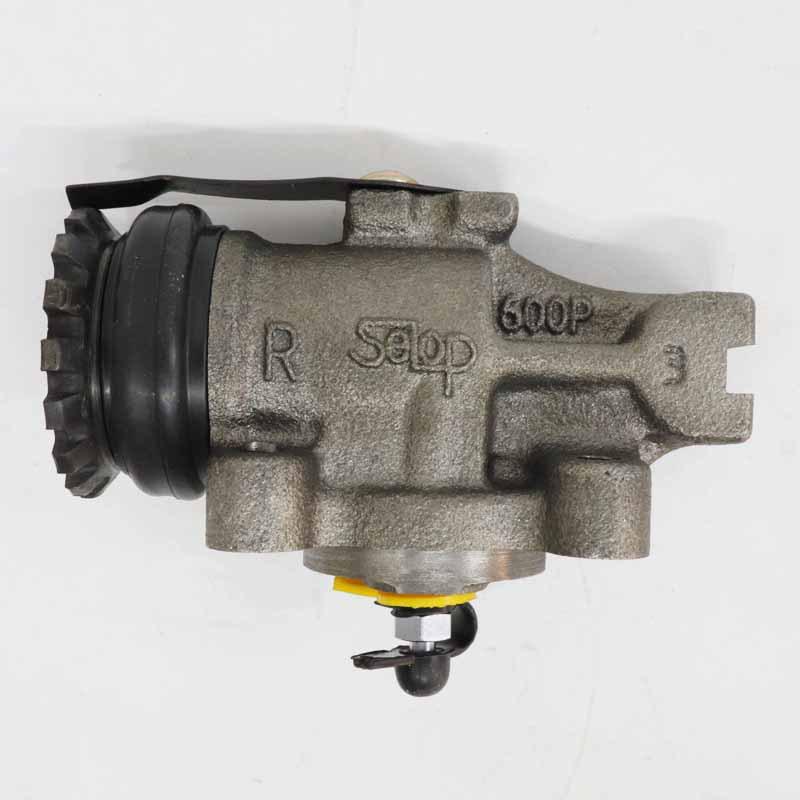 Isuzu Truck Qingling 600P Front & Rear Brake Sub-Cylinder, National V 4KH1 Model