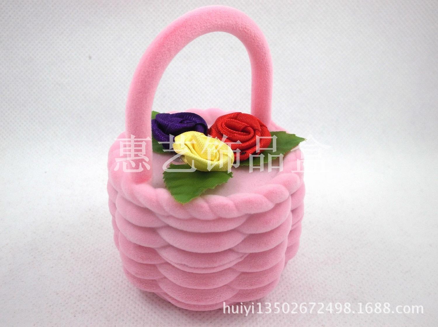 

Spot wholesale flower basket jewelry box Valentine s Day jewelry packaging box European velvet proposal ring box рожевий