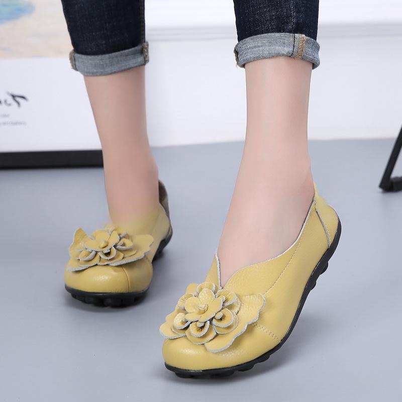 Vår og Sommer Kuskinn Blomst Mamma Sko Komfortable Erter Damesko Flate Fire Sesonger Flate Sko Dames Enkelsko
