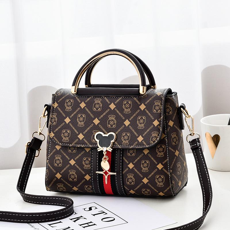 2023 новые модные женские сумки — фото 9