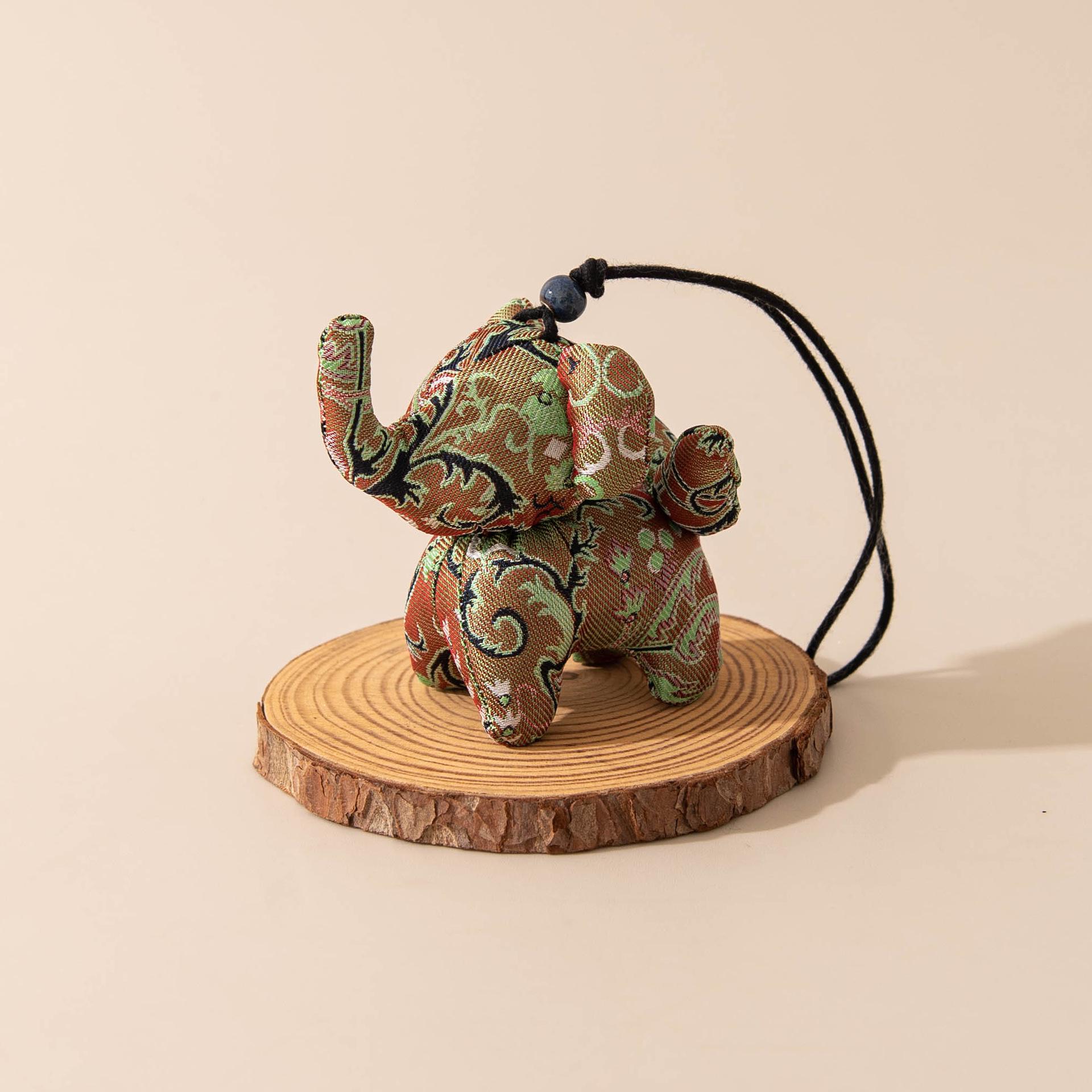 Китайский Шёлковый Брокат Сянъюнь Слон Подвеска - Роскошный Декоративный Брелок для Сумки