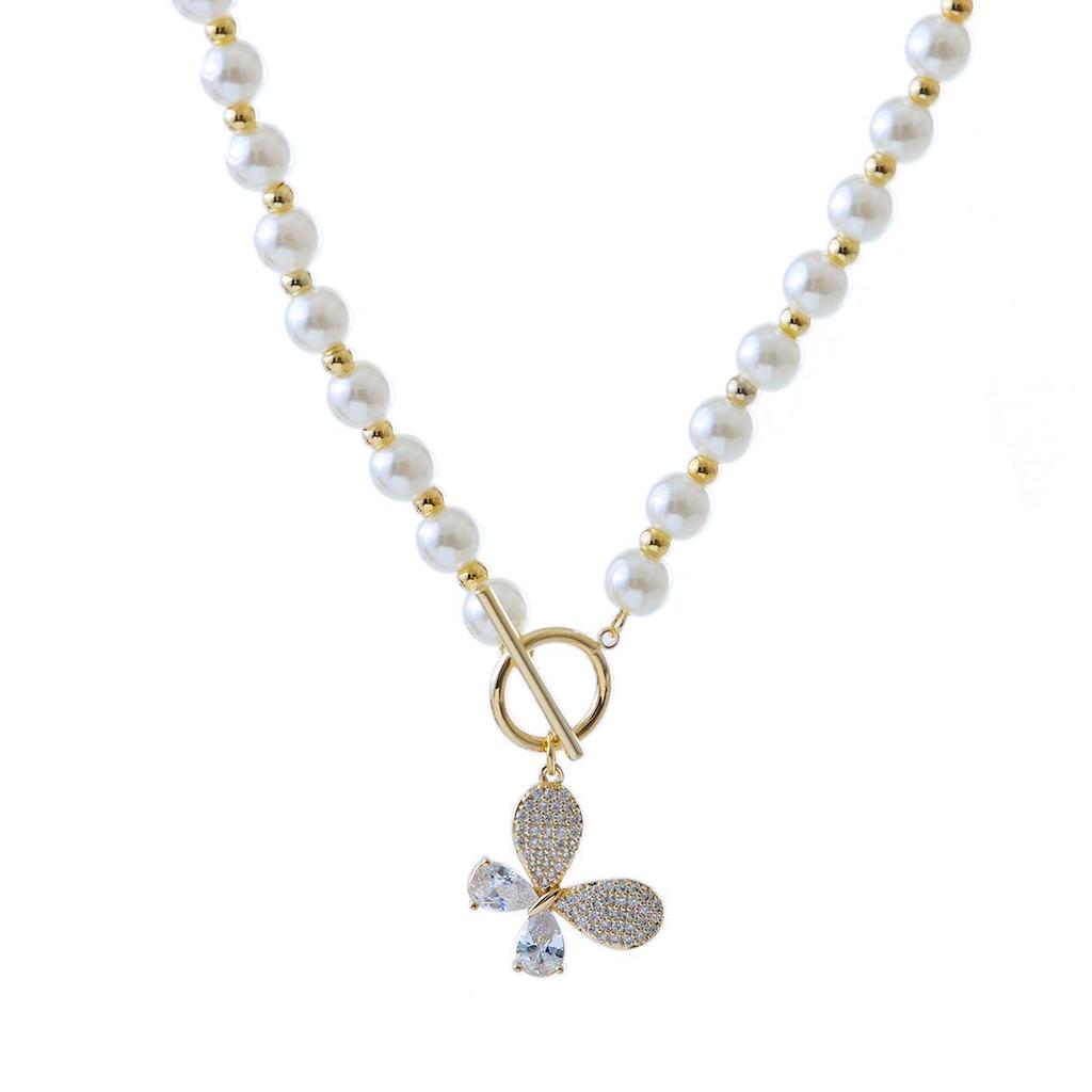 2024 Elegant Pearl Butterfly Clavicle Necklace - Light Luxury Women's Jewelry Design