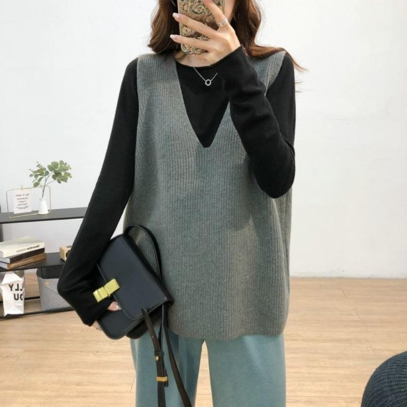 Retro Lazy Big V-neck Knitted Vest for Women In Spring Versatile Loose and Slimming Vest