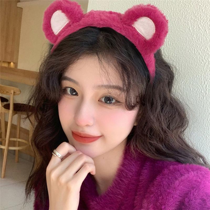 Strawberry Bear Plush Headband Female Autumn And Winter Face Wash Pressure Hair Non-Slip Hairpin Year Cat Ear Headband