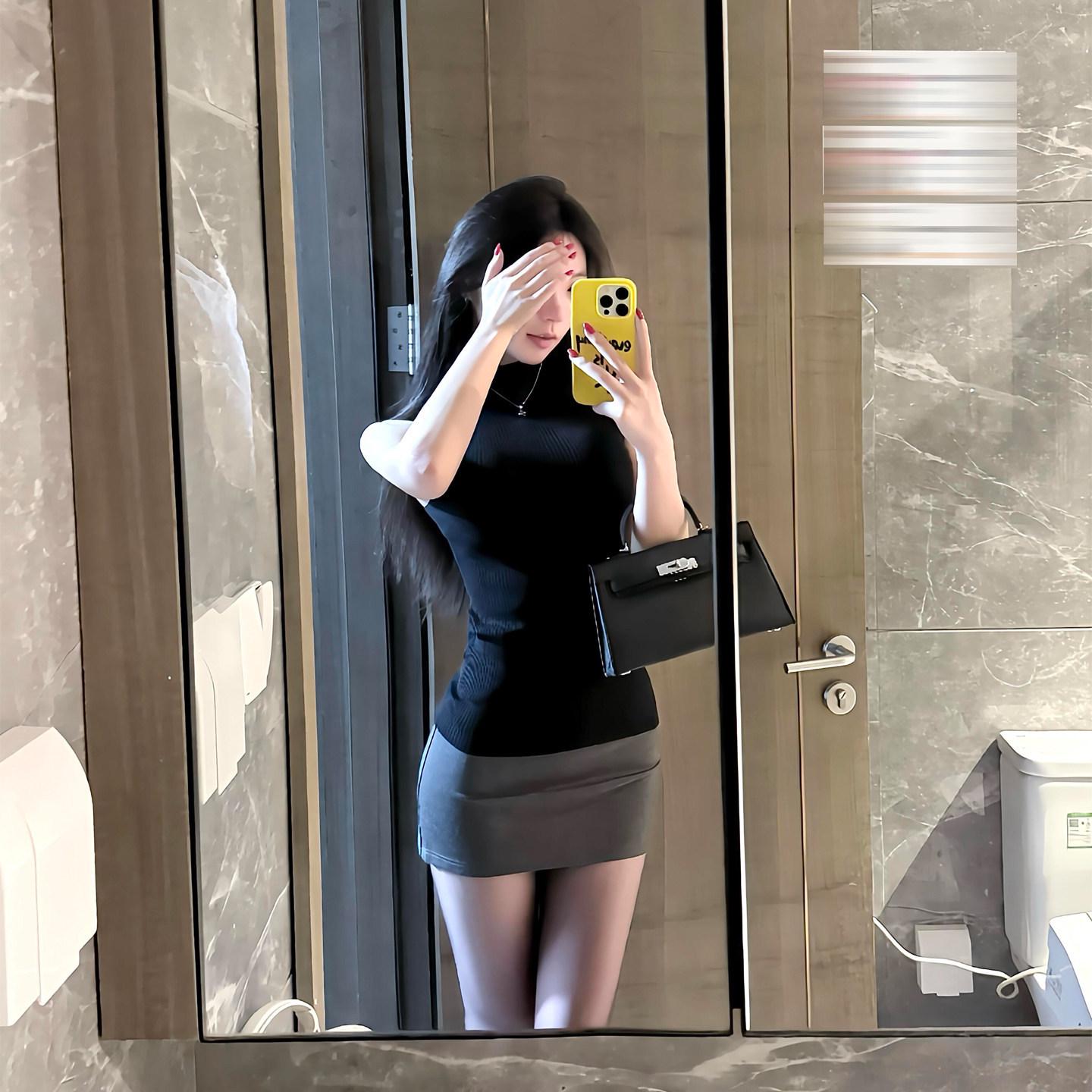 Women s Black Sleeveless Bodycon Top - Half-High Neck, Summer Vest, High-End Feel. M Korean Style, Petite, Layering, Waist