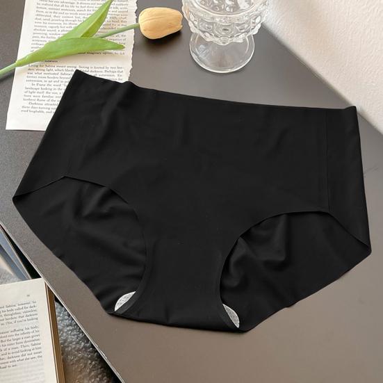 Women's Ultra Thin Ice Silk Underwear Seamless Mid Waist Briefs Quick Drying Breathable Invisible Panties